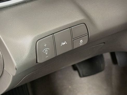 Used 2023 Hyundai Elantra SEL FWD image 12