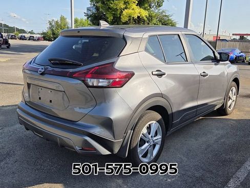Used 2025 Nissan Kicks Play S FWD image 5