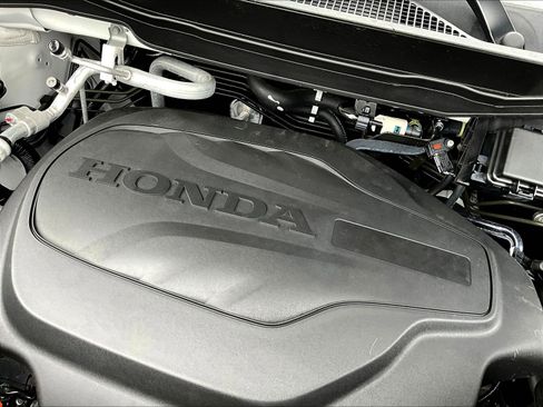 Used 2024 Honda Ridgeline Black Edition image 32