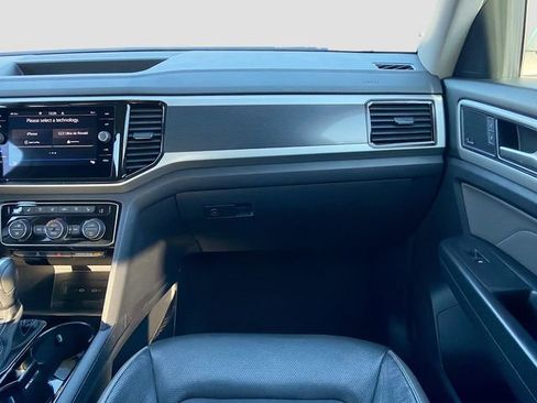 Used 2023 Volkswagen Atlas SEL Premium image 18