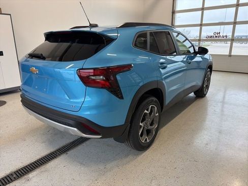 New 2026 Chevrolet Trax LT w/ Driver Confidence Package image 9