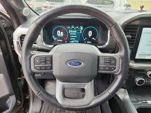 Used 2022 Ford F150 Lariat w/ Equipment Group 502A High AWD/4WD image 16