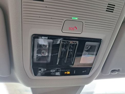 New 2026 Volkswagen Atlas SE image 17