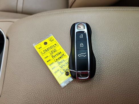 Used 2020 Porsche Cayenne AWD/4WD image 42