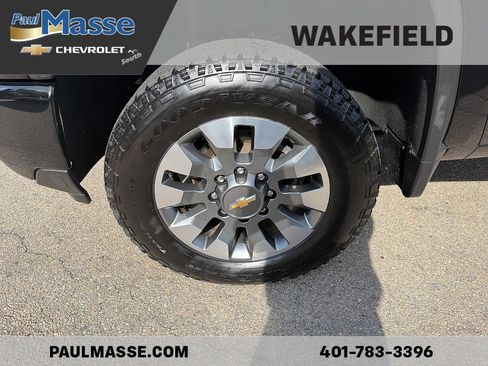 Used 2024 Chevrolet Silverado 2500 Custom w/ Custom Value Package AWD/4WD image 24