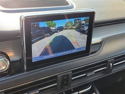 Certified 2022 Lincoln Corsair FWD image 18