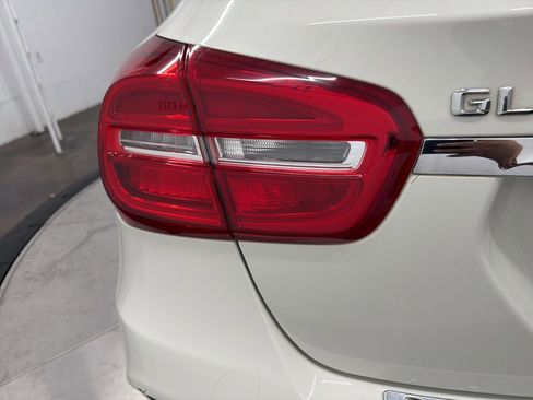 Certified 2015 Mercedes-Benz GLA 250 4MATIC image 11