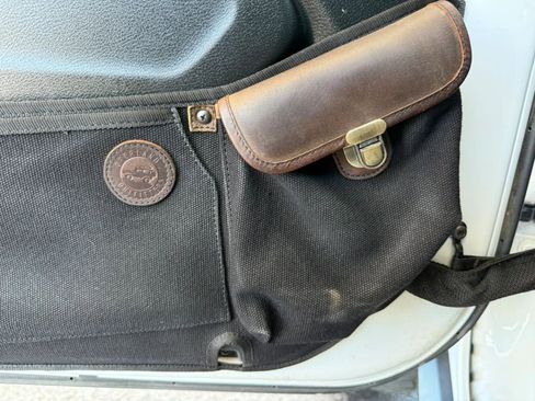 Used 2018 Jeep Wrangler Unlimited Rubicon w/ LED Lighting Group image 41