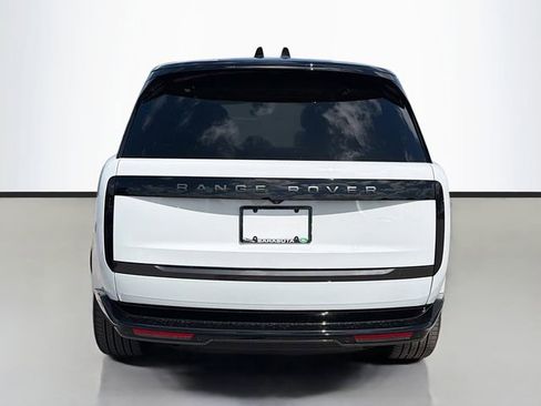 New 2026 Land Rover Range Rover Long Wheelbase SE AWD/4WD image 4