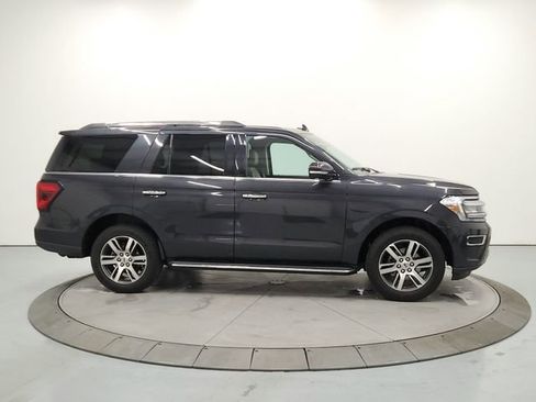 Used 2022 Ford Expedition Limited RWD image 8