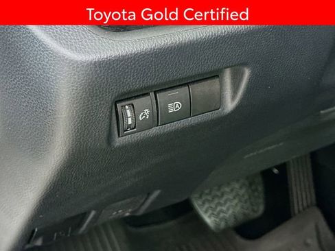 Certified 2023 Toyota RAV4 LE AWD/4WD image 11