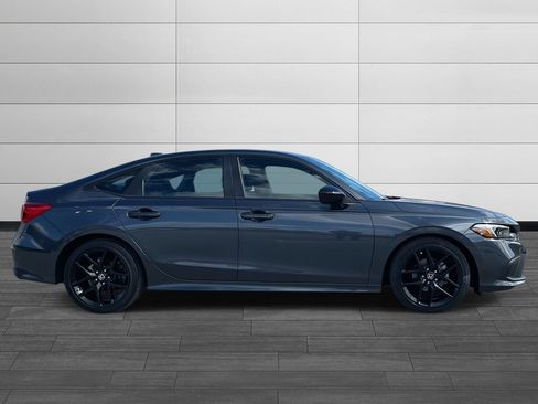 Used 2024 Honda Civic Sport image 2