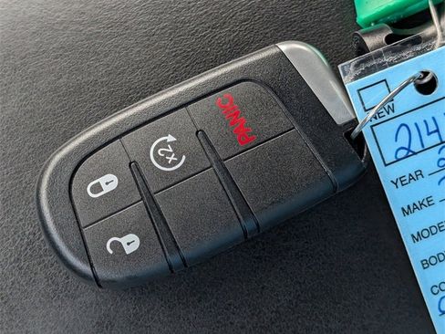 Used 2022 Dodge Durango SRT w/ Premium Interior Group image 33