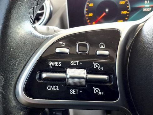 Used 2021 Mercedes-Benz GLA 250 image 29