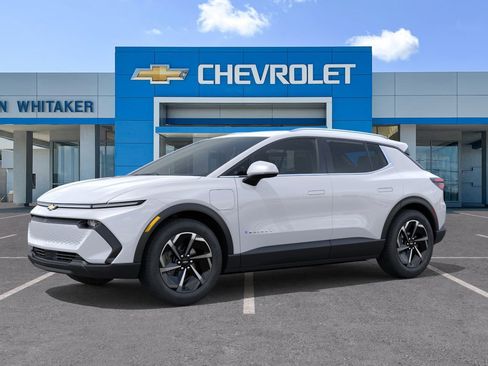 New 2026 Chevrolet Equinox EV LT image 26