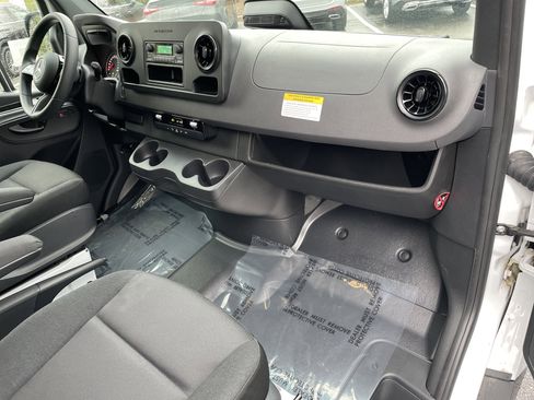 New 2025 Mercedes-Benz Sprinter 2500 image 39