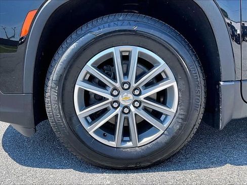 Used 2023 Chevrolet Traverse LT w/ LPO, Floor Liner Package AWD/4WD image 7
