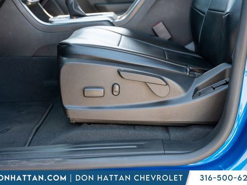 Used 2022 Chevrolet Colorado LT w/ Luxury Package AWD/4WD image 19