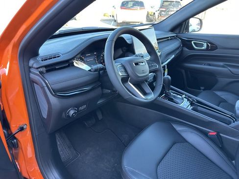 New 2026 Jeep Compass Latitude image 58