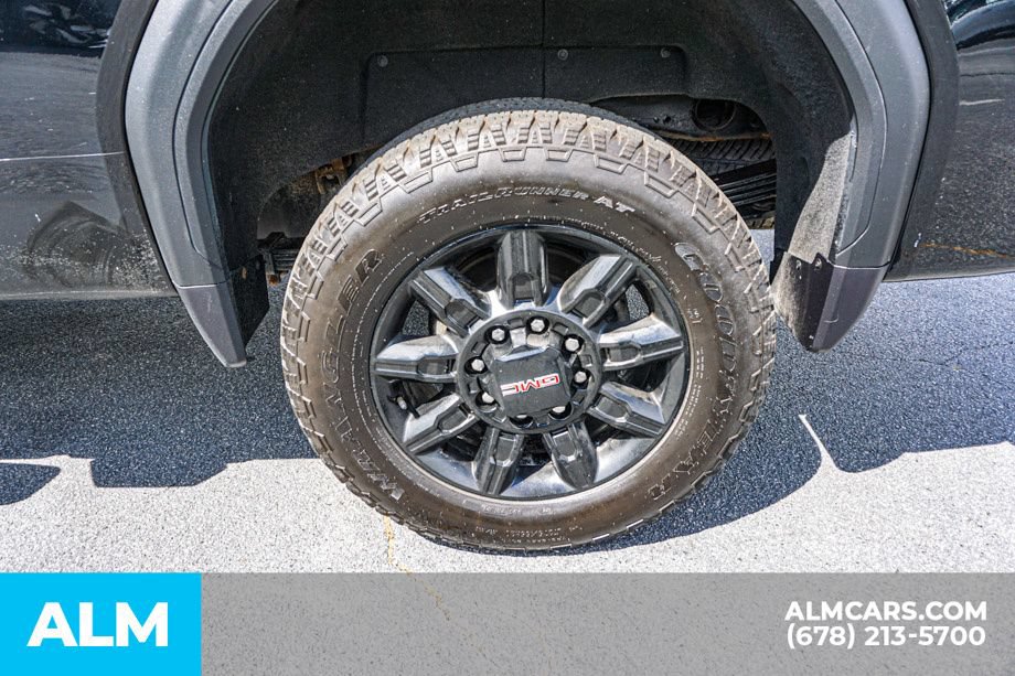 Used 2024 GMC Sierra 2500 AT4 w/ Technology Package AWD/4WD image 16
