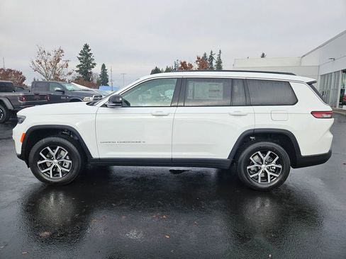 New 2025 Jeep Grand Cherokee L Limited w/ Trailer Tow Package AWD/4WD image 3