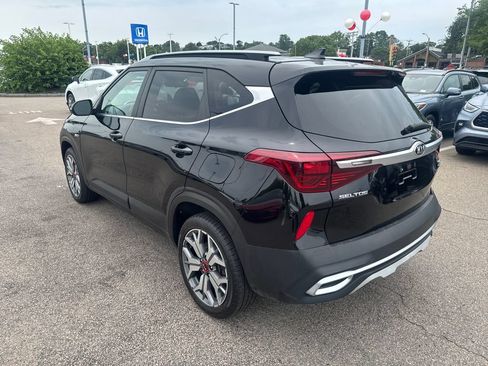 Used 2021 Kia Seltos S AWD/4WD image 5