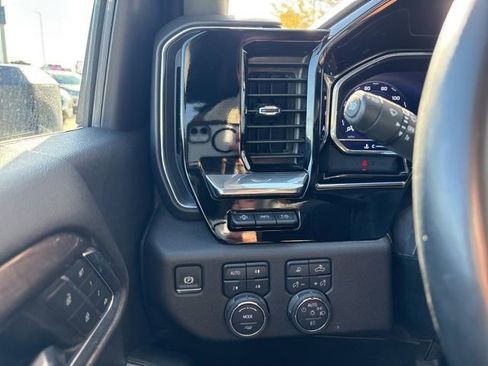 Certified 2025 Chevrolet Silverado 2500 LTZ w/ LTZ Premium Package image 16