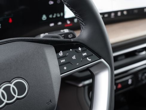 New 2025 Audi Q5 Premium Plus image 12