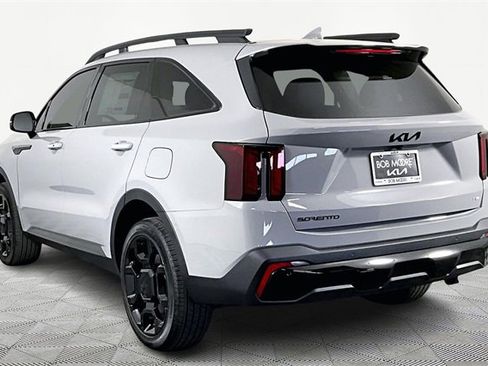 Used 2026 Kia Sorento X-Line EX image 4