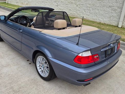 Used 2005 BMW 325Ci Convertible RWD image 50