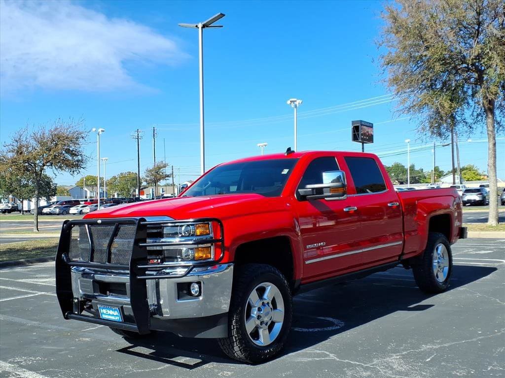 Used 2018 Chevrolet Silverado 2500 LTZ w/ Vortec Plus Package AWD/4WD image 12
