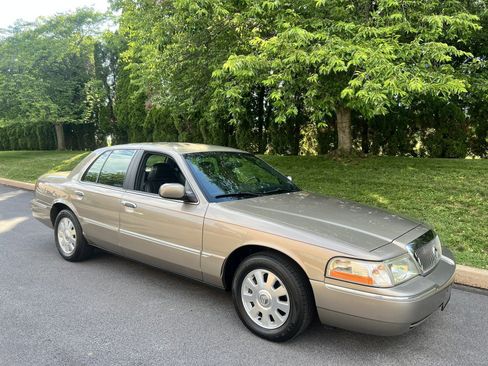 Used 2003 Mercury Grand Marquis LS RWD image 36