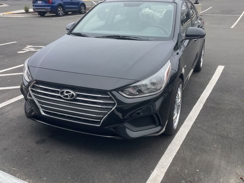 Used 2019 Hyundai Accent SE image 32