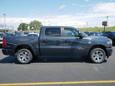 New 2026 RAM 1500 Big Horn AWD/4WD image 8