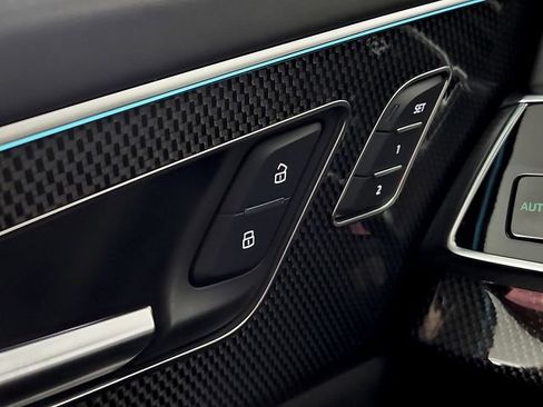 Used 2023 Audi SQ8 Prestige image 27