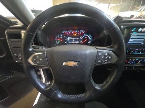 Used 2018 Chevrolet Silverado 1500 LT w/ All Star Edition RWD image 5