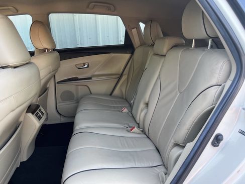 Used 2014 Toyota Venza LE image 13