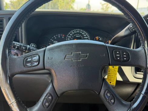 Used 2007 Chevrolet Silverado 2500 LT w/ Heavy-Duty Power Package RWD image 19