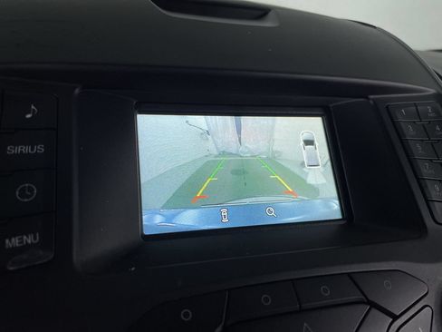 Used 2018 Ford Edge SEL w/ Class II Trailer Tow Package AWD/4WD image 16