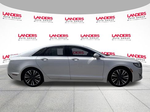 Used 2019 Lincoln MKZ Reserve FWD image 2
