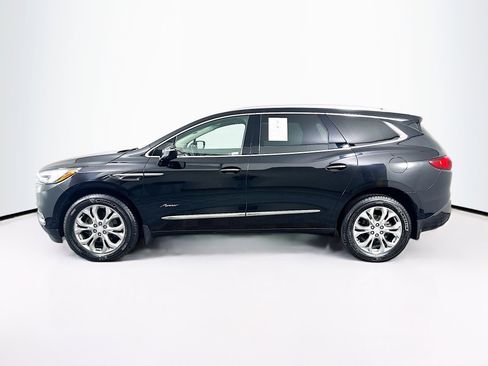 Used 2018 Buick Enclave Avenir w/ Avenir Technology Package image 4