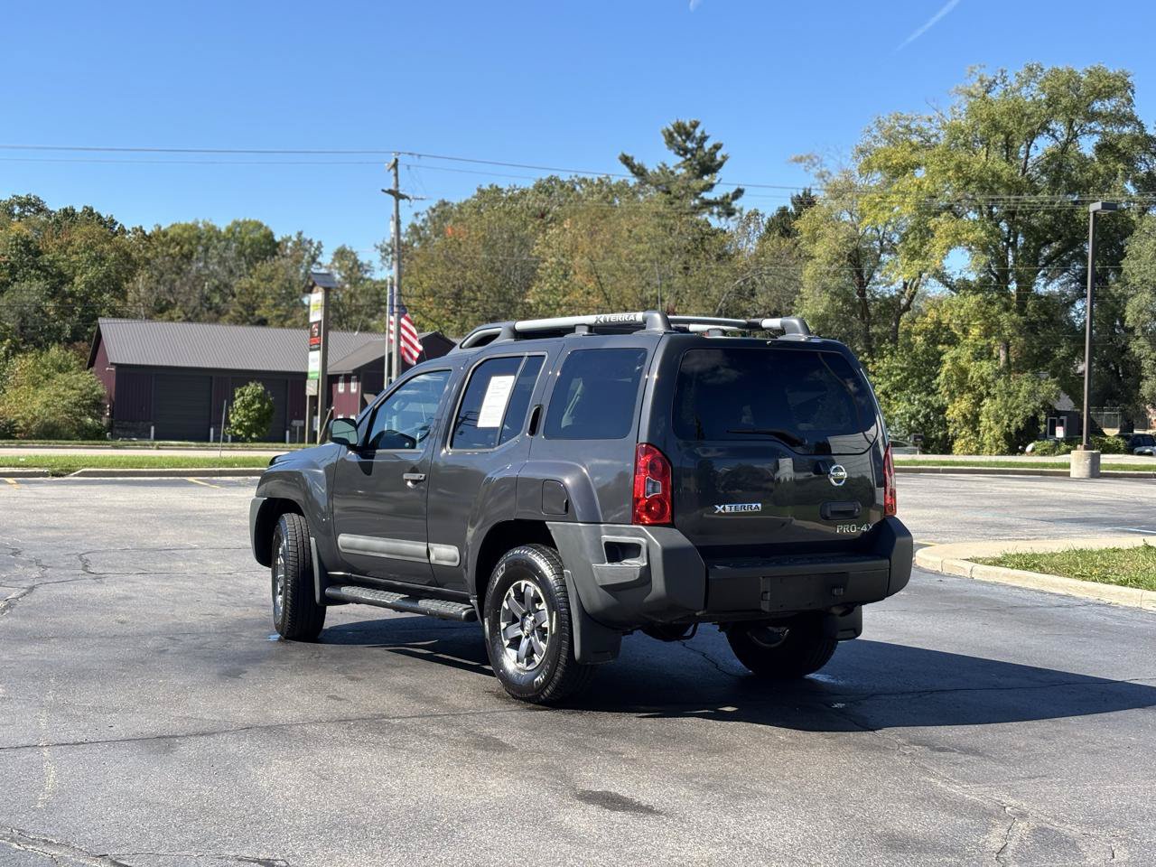 Used 2014 Nissan Xterra PRO-4X w/ Pro-4x Leather Package AWD/4WD image 6