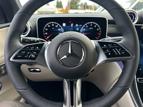 New 2026 Mercedes-Benz GLC 300 4MATIC image 23