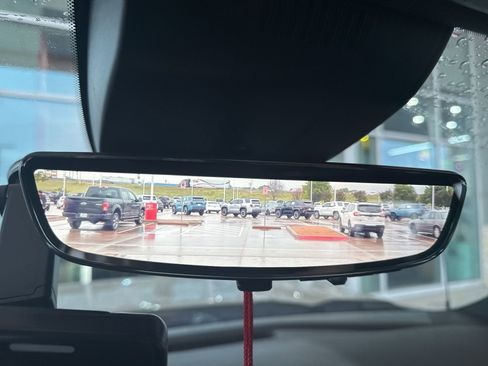 Used 2023 GMC Sierra 1500 AT4 w/ Technology Package image 23