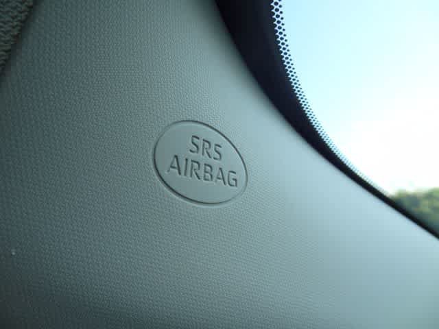 Used 2024 Toyota Sienna XLE FWD image 40