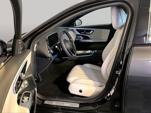 New 2026 Mercedes-Benz E 450 4MATIC Sedan image 13
