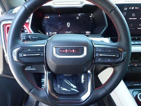 Used 2024 GMC Canyon AT4X AWD/4WD image 13