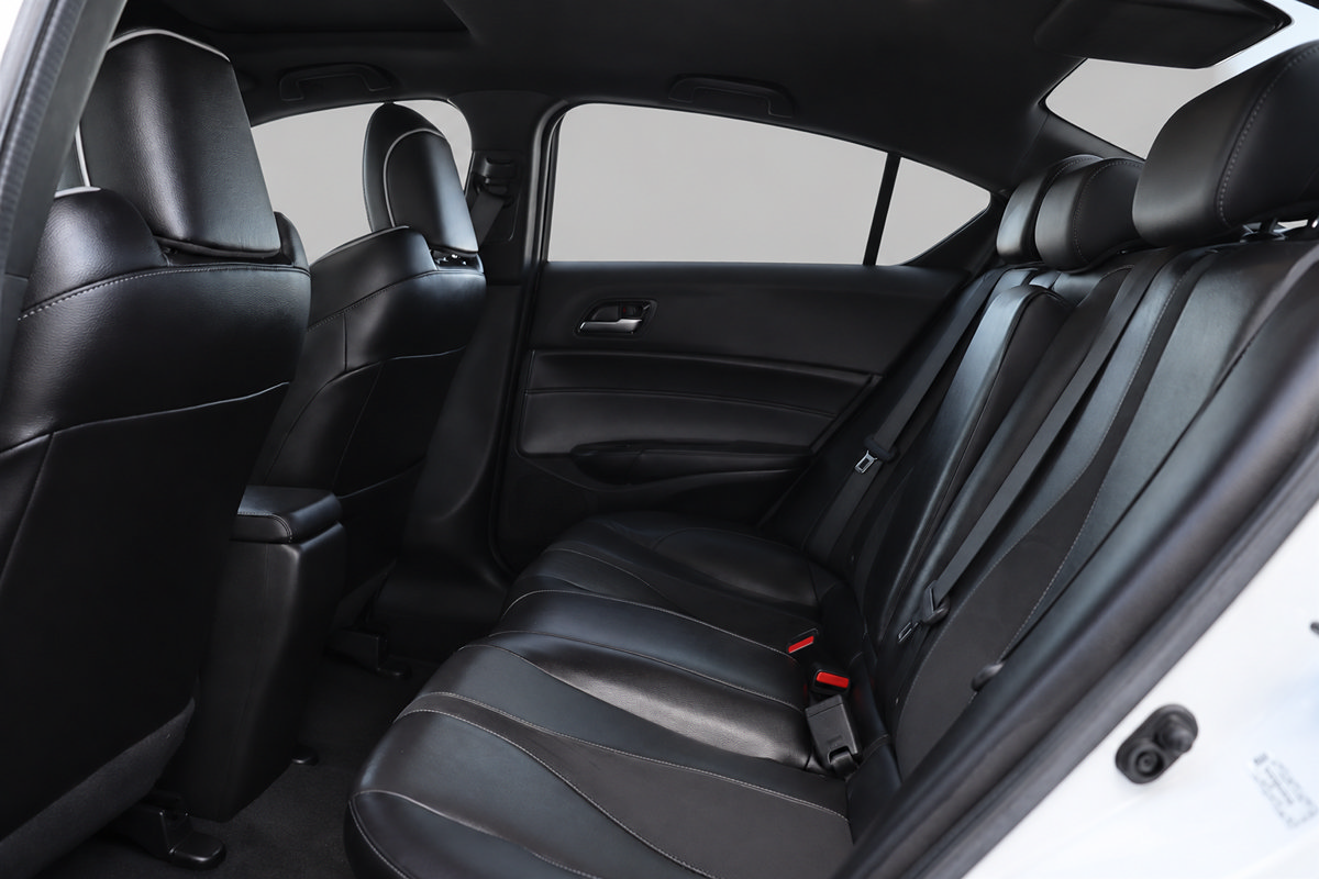 Used 2019 Acura ILX w/ Technology Plus & A-SPEC FWD image 17