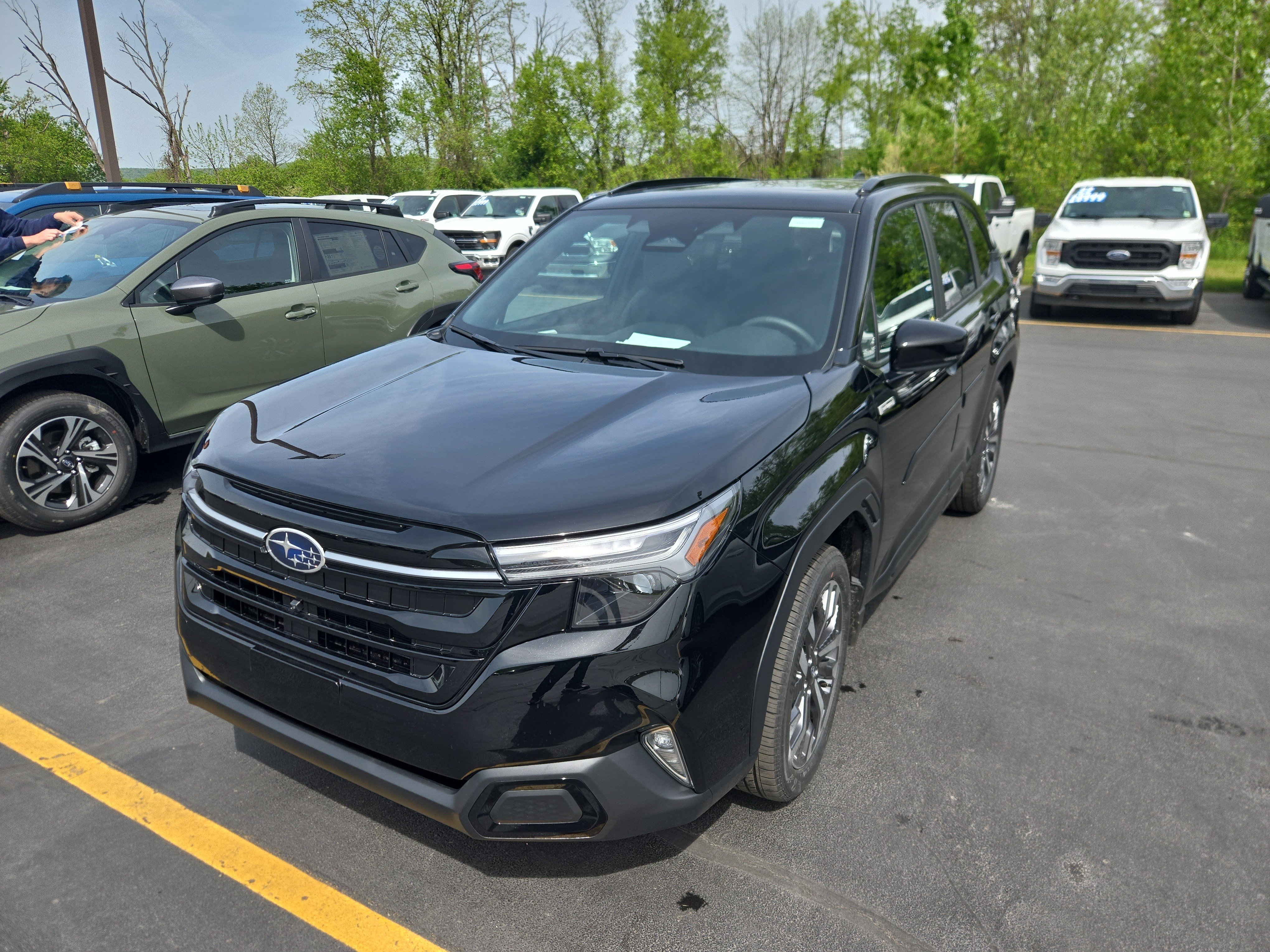 New 2026 Subaru Forester Touring AWD/4WD image 2
