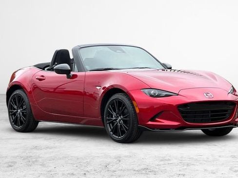 New 2026 MAZDA MX-5 Miata Club RWD image 2